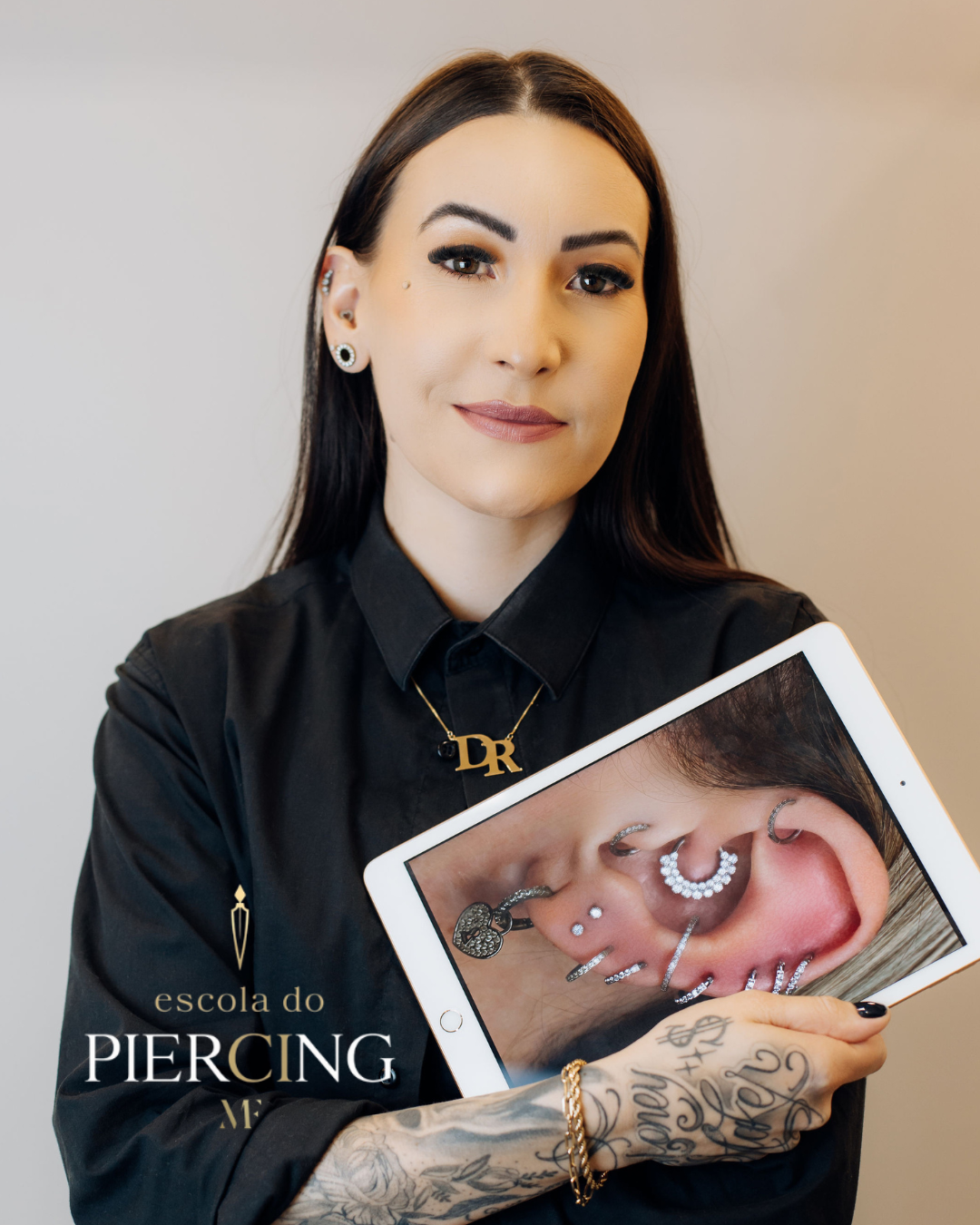 Escola do Piercing MF
